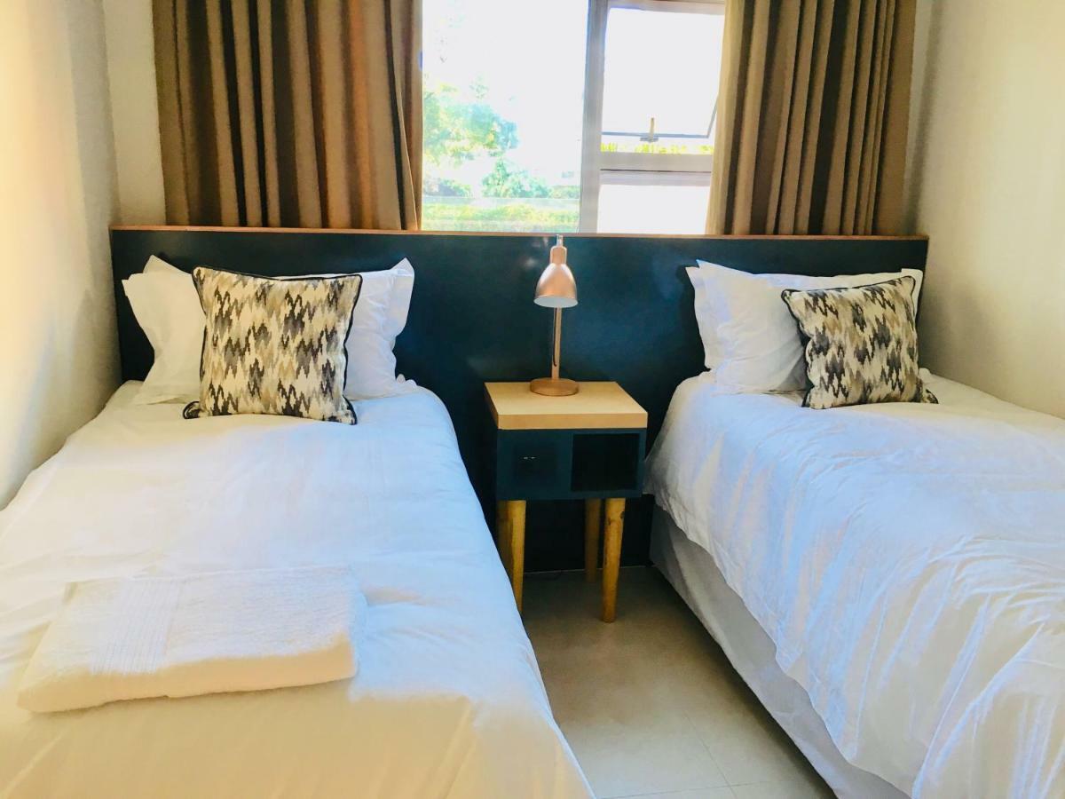 Kilkenny Cottages 2 Bedroom Unit ヨハネスブルグ エクステリア 写真