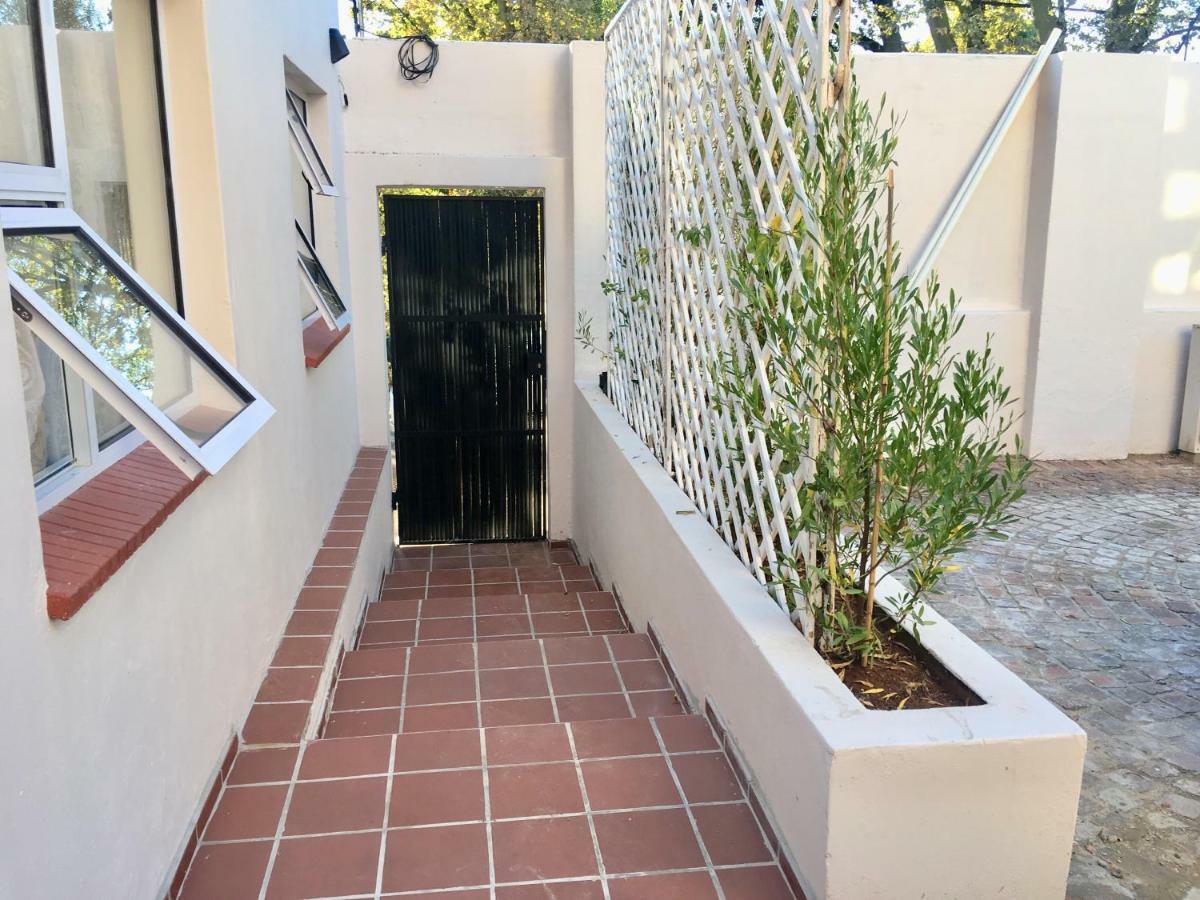 Kilkenny Cottages 2 Bedroom Unit ヨハネスブルグ エクステリア 写真